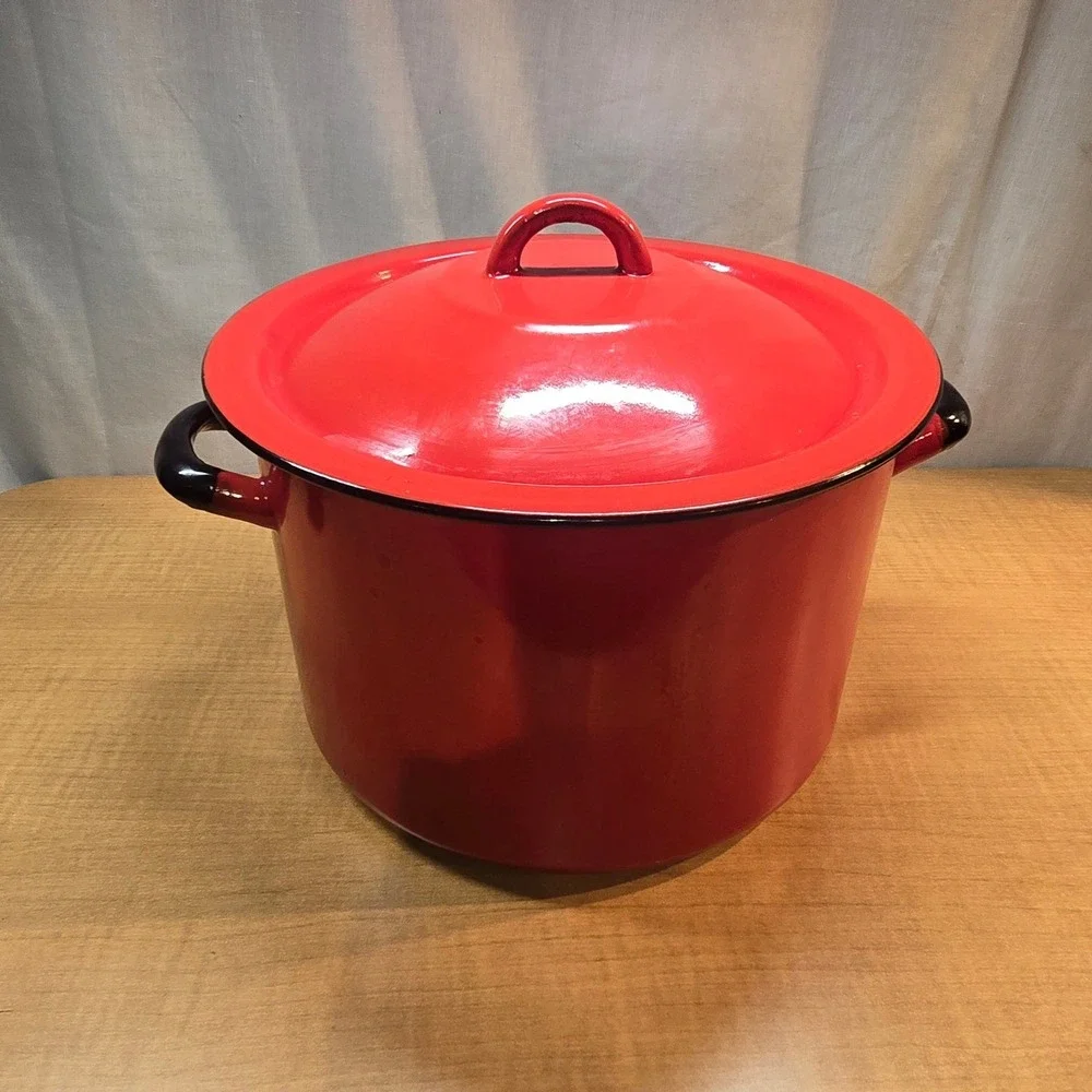 Enamelware Made in Poland Large Red 7